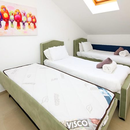 Saidoff, Amazing 4 Bedroom 3 Bath In City Center, Pool, Parking!!! エルサレム エクステリア 写真